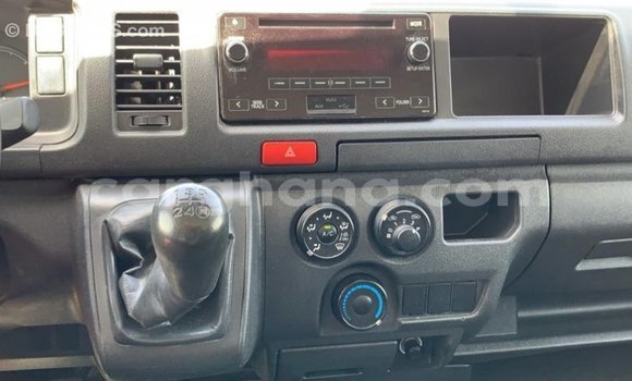 Buy Import Toyota Hiace White Car in Import - Dubai in Ashanti Buy Import Toyota Hiace White Car in Import - Dubai in Ashanti