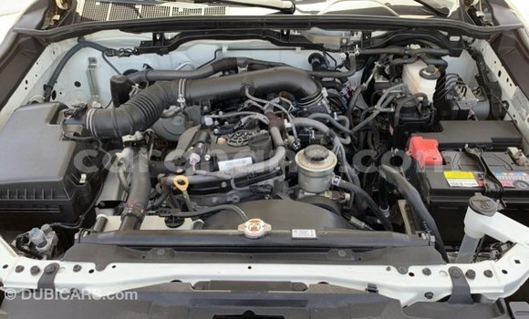 Sayi Imported Toyota Fortuner White Mota in Import - Dubai a Ashanti Sayi Imported Toyota Fortuner White Mota in Import - Dubai a Ashanti