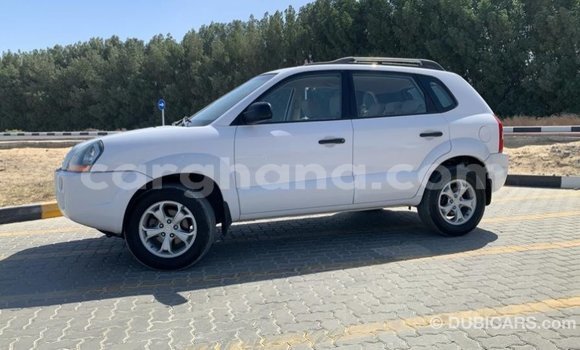 Ra Imported Hyundai Tucson funfun Ọkọ̀ in Import - Dubai ni Ashanti Ra Imported Hyundai Tucson funfun Ọkọ̀ in Import - Dubai ni Ashanti