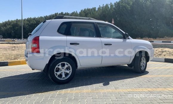 Ra Imported Hyundai Tucson funfun Ọkọ̀ in Import - Dubai ni Ashanti Ra Imported Hyundai Tucson funfun Ọkọ̀ in Import - Dubai ni Ashanti