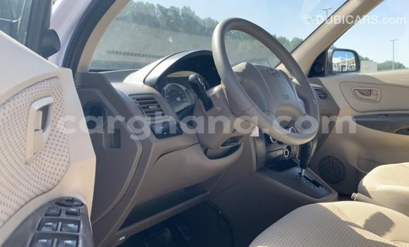 Ra Imported Hyundai Tucson funfun Ọkọ̀ in Import - Dubai ni Ashanti Ra Imported Hyundai Tucson funfun Ọkọ̀ in Import - Dubai ni Ashanti