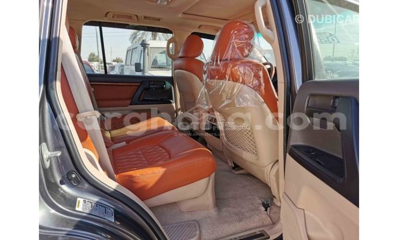Sayi Imported Toyota Land Cruiser Sauran Mota in Import - Dubai a Ashanti Sayi Imported Toyota Land Cruiser Sauran Mota in Import - Dubai a Ashanti
