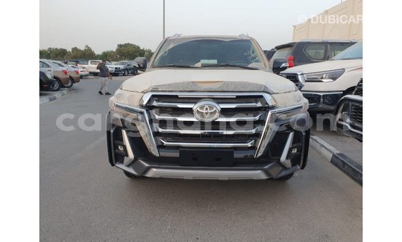 Ra Imported Toyota Land Cruiser Black Ọkọ̀ in Import - Dubai ni Ashanti Ra Imported Toyota Land Cruiser Black Ọkọ̀ in Import - Dubai ni Ashanti