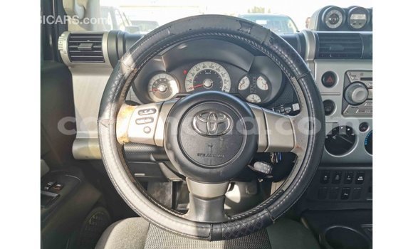 Buy Import Toyota FJ Cruiser Black Car in Import - Dubai in Ashanti Buy Import Toyota FJ Cruiser Black Car in Import - Dubai in Ashanti