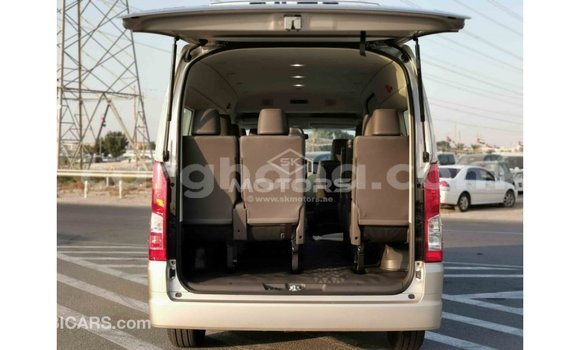 Buy Import Toyota Hiace Other Car in Import - Dubai in Ashanti Buy Import Toyota Hiace Other Car in Import - Dubai in Ashanti