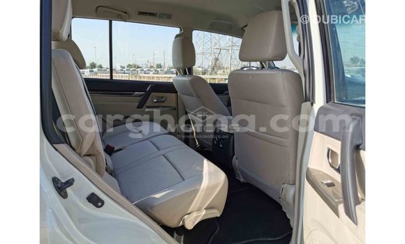 Sayi Imported Mitsubishi Pajero White Mota in Import - Dubai a Ashanti Sayi Imported Mitsubishi Pajero White Mota in Import - Dubai a Ashanti