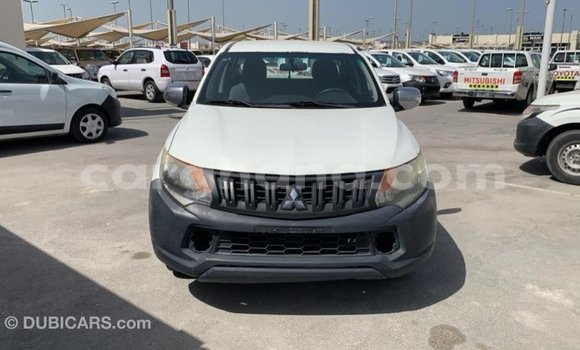 Buy Import Mitsubishi L200 White Car in Import - Dubai in Ashanti Buy Import Mitsubishi L200 White Car in Import - Dubai in Ashanti