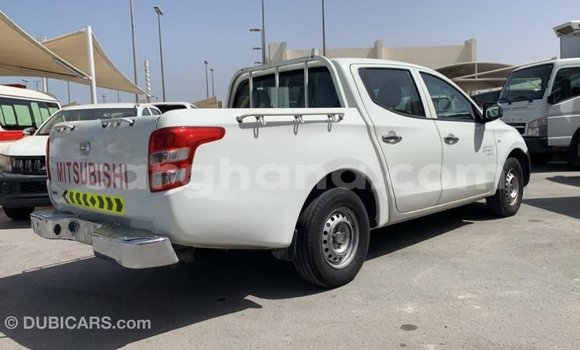 Buy Import Mitsubishi L200 White Car in Import - Dubai in Ashanti Buy Import Mitsubishi L200 White Car in Import - Dubai in Ashanti