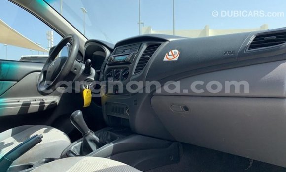 Buy Import Mitsubishi L200 White Car in Import - Dubai in Ashanti Buy Import Mitsubishi L200 White Car in Import - Dubai in Ashanti