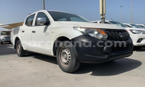 Sayi Imported Mitsubishi L200 White Mota in Import - Dubai a Ashanti Sayi Imported Mitsubishi L200 White Mota in Import - Dubai a Ashanti
