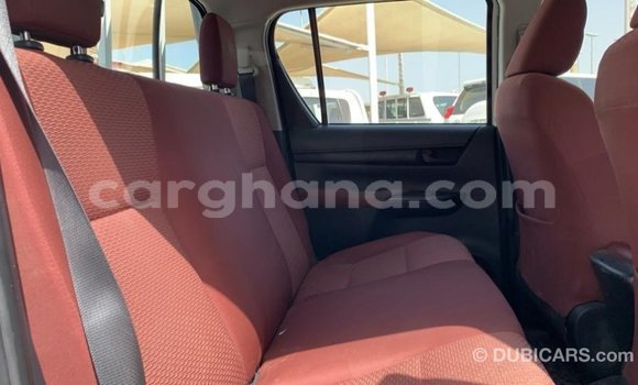 Buy Import Toyota Hilux White Car in Import - Dubai in Ashanti Buy Import Toyota Hilux White Car in Import - Dubai in Ashanti
