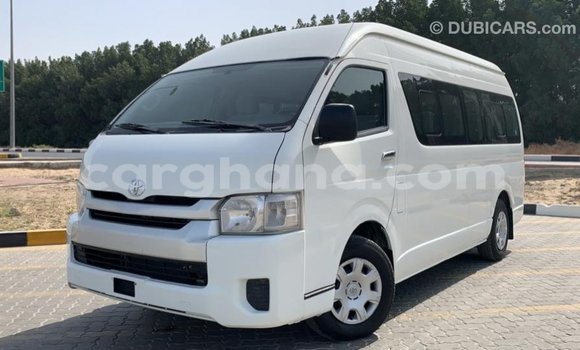 Sayi Imported Toyota Hiace White Mota in Import - Dubai a Ashanti Sayi Imported Toyota Hiace White Mota in Import - Dubai a Ashanti