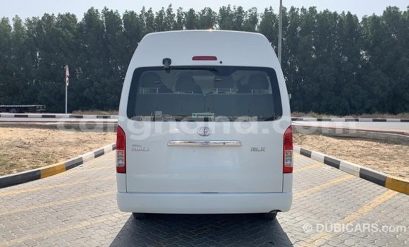 Sayi Imported Toyota Hiace White Mota in Import - Dubai a Ashanti Sayi Imported Toyota Hiace White Mota in Import - Dubai a Ashanti