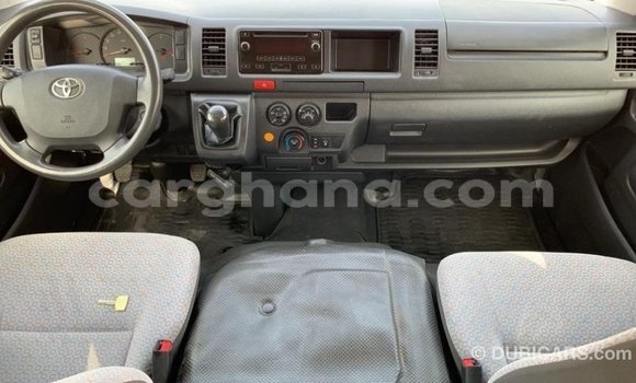 Sayi Imported Toyota Hiace White Mota in Import - Dubai a Ashanti Sayi Imported Toyota Hiace White Mota in Import - Dubai a Ashanti