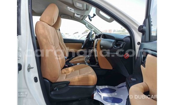 Ra Imported Toyota Fortuner funfun Ọkọ̀ in Import - Dubai ni Ashanti Ra Imported Toyota Fortuner funfun Ọkọ̀ in Import - Dubai ni Ashanti