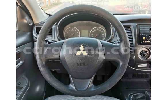 Buy Import Mitsubishi L200 White Car in Import - Dubai in Ashanti Buy Import Mitsubishi L200 White Car in Import - Dubai in Ashanti
