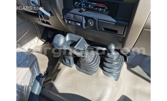 Sayi Imported Toyota Land Cruiser M Mota in Import - Dubai a Ashanti Sayi Imported Toyota Land Cruiser M Mota in Import - Dubai a Ashanti
