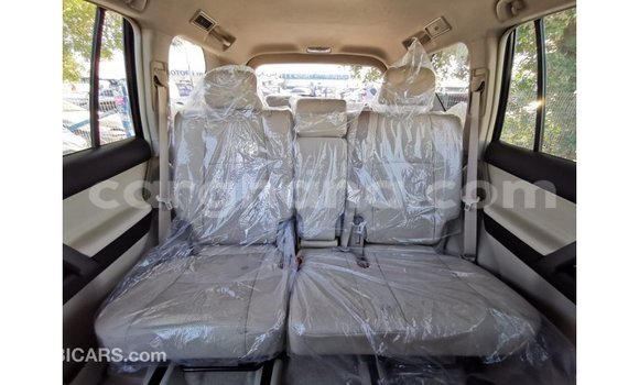 Sayi Imported Toyota Prado White Mota in Import - Dubai a Ashanti Sayi Imported Toyota Prado White Mota in Import - Dubai a Ashanti