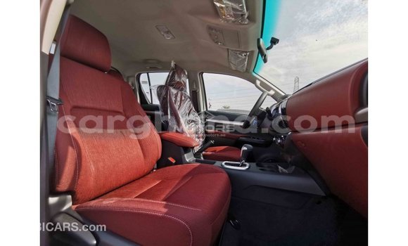 Ra Imported Toyota Hilux funfun Ọkọ̀ in Import - Dubai ni Ashanti Ra Imported Toyota Hilux funfun Ọkọ̀ in Import - Dubai ni Ashanti