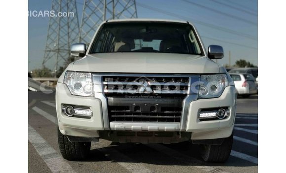 Buy Import Mitsubishi Pajero White Car in Import - Dubai in Ashanti Buy Import Mitsubishi Pajero White Car in Import - Dubai in Ashanti