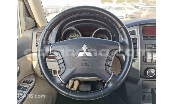 Buy Import Mitsubishi Pajero White Car in Import - Dubai in Ashanti Buy Import Mitsubishi Pajero White Car in Import - Dubai in Ashanti