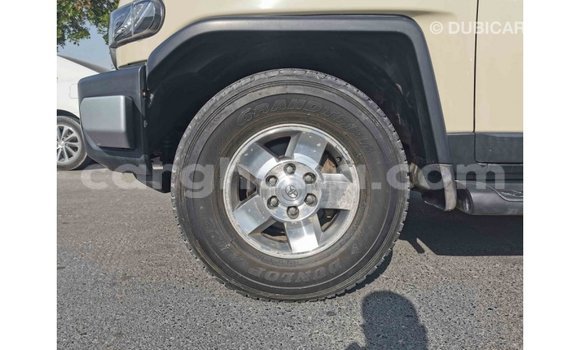 Sayi Imported Toyota FJ Cruiser Black Mota in Import - Dubai a Ashanti Sayi Imported Toyota FJ Cruiser Black Mota in Import - Dubai a Ashanti