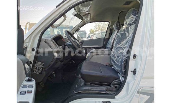 Ra Imported Foton Tunland funfun Ọkọ̀ in Import - Dubai ni Ashanti Ra Imported Foton Tunland funfun Ọkọ̀ in Import - Dubai ni Ashanti