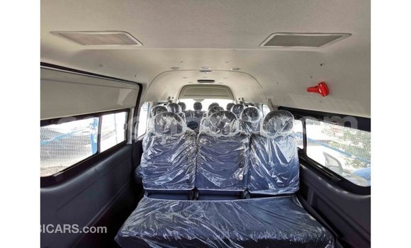 Ra Imported Foton Tunland funfun Ọkọ̀ in Import - Dubai ni Ashanti Ra Imported Foton Tunland funfun Ọkọ̀ in Import - Dubai ni Ashanti