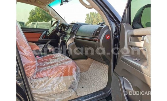 Ra Imported Toyota Land Cruiser Black Ọkọ̀ in Import - Dubai ni Ashanti Ra Imported Toyota Land Cruiser Black Ọkọ̀ in Import - Dubai ni Ashanti