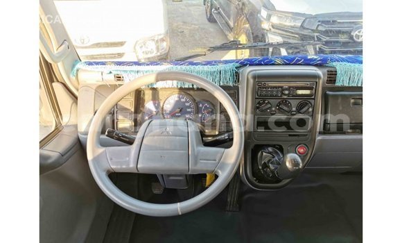 Ra Imported Mitsubishi Fuso funfun Ọkọ̀ akẹ́rù ńlá in Import - Dubai ni Ashanti Ra Imported Mitsubishi Fuso funfun Ọkọ̀ akẹ́rù ńlá in Import - Dubai ni Ashanti