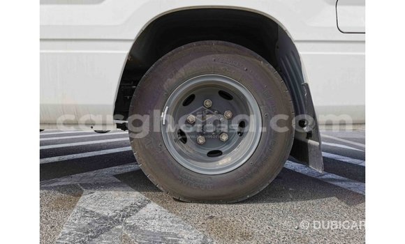 Buy Import Toyota Coaster White Car in Import - Dubai in Ashanti Buy Import Toyota Coaster White Car in Import - Dubai in Ashanti