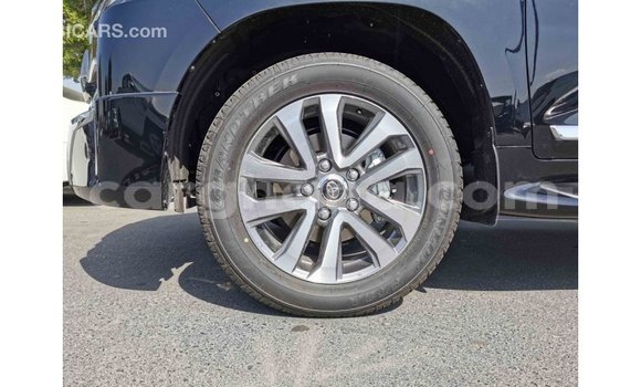 Buy Import Toyota Land Cruiser Black Car in Import - Dubai in Ashanti Buy Import Toyota Land Cruiser Black Car in Import - Dubai in Ashanti
