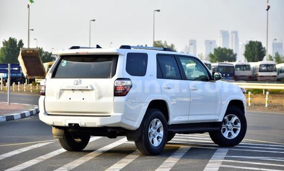 Buy Used Toyota 4Runner White Car in Import - Dubai in Ashanti Buy Used Toyota 4Runner White Car in Import - Dubai in Ashanti