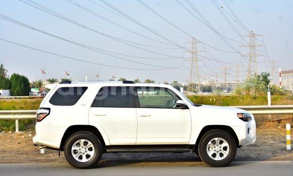 Buy Used Toyota 4Runner White Car in Import - Dubai in Ashanti Buy Used Toyota 4Runner White Car in Import - Dubai in Ashanti