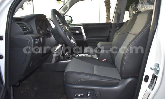 Ra Tuntun Toyota 4Runner funfun Ọkọ̀ in Import - Dubai ni Ashanti Ra Tuntun Toyota 4Runner funfun Ọkọ̀ in Import - Dubai ni Ashanti