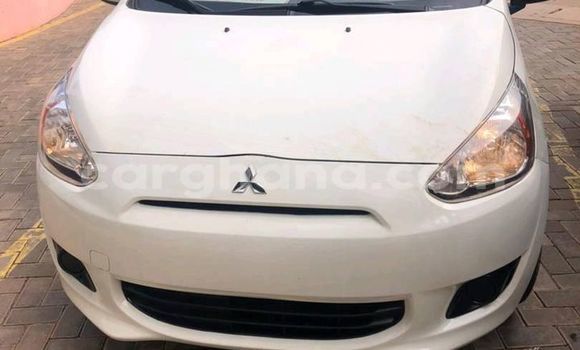 Ra Àlòkù Mitsubishi Mirage funfun Ọkọ̀ in Accra ni Greater Accra