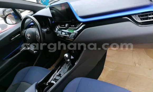 Ra Àlòkù Toyota C-HR funfun Ọkọ̀ in Accra ni Greater Accra Ra Àlòkù Toyota C-HR funfun Ọkọ̀ in Accra ni Greater Accra
