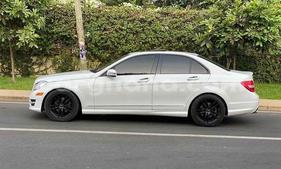 Buy Used Mercedes‒Benz C–Class White Car in Accra in Greater Accra Buy Used Mercedes‒Benz C–Class White Car in Accra in Greater Accra