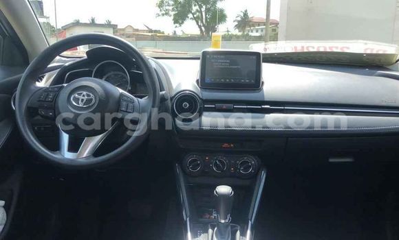 Buy Used Toyota Yaris White Car in Accra in Greater Accra Buy Used Toyota Yaris White Car in Accra in Greater Accra