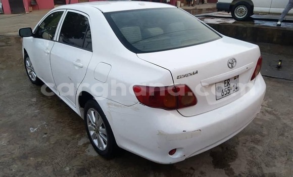Buy Used Toyota Corolla White Car in Accra in Greater Accra Buy Used Toyota Corolla White Car in Accra in Greater Accra