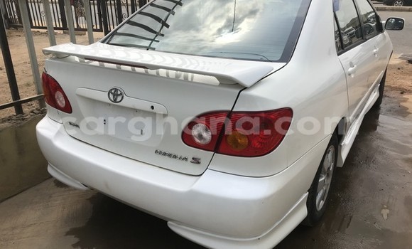 Buy Used Toyota Corolla White Car in Sekondi in Western