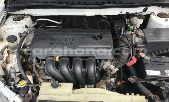 Ra Àlòkù Toyota Corolla funfun Ọkọ̀ in Sekondi ni Oorun Ra Àlòkù Toyota Corolla funfun Ọkọ̀ in Sekondi ni Oorun