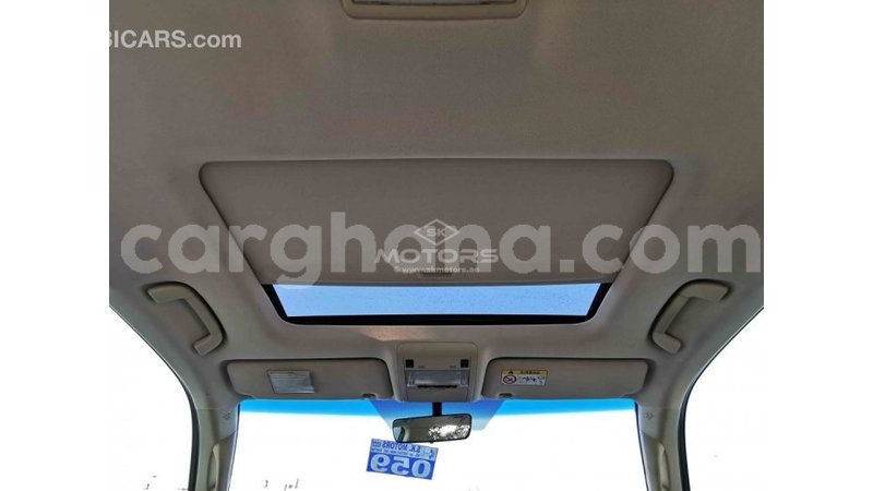 Big with watermark toyota land cruiser ashanti import dubai 20055