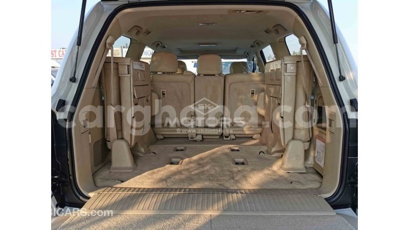 Big with watermark toyota land cruiser ashanti import dubai 20055