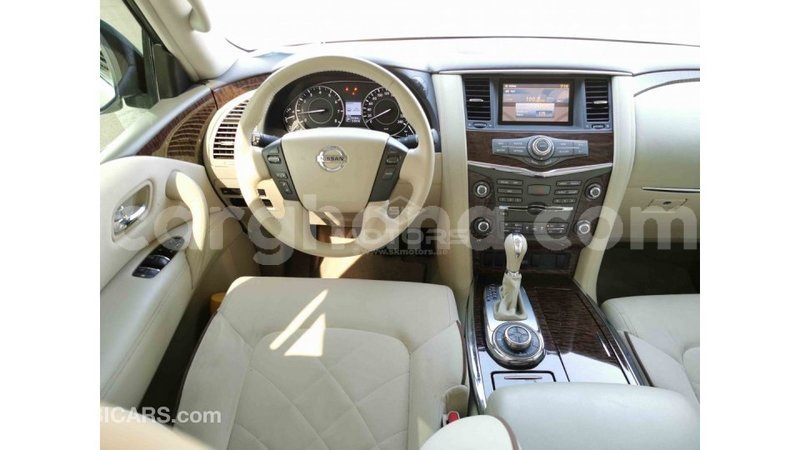 Big with watermark nissan patrol ashanti import dubai 20070