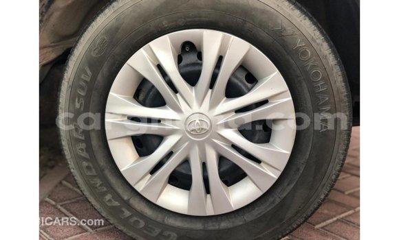 Ra Imported Toyota Hilux funfun Ọkọ̀ in Import - Dubai ni Ashanti Ra Imported Toyota Hilux funfun Ọkọ̀ in Import - Dubai ni Ashanti