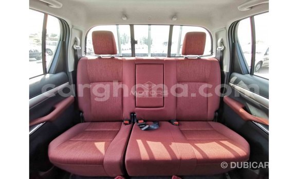 Ra Imported Toyota Hilux funfun Ọkọ̀ in Import - Dubai ni Ashanti Ra Imported Toyota Hilux funfun Ọkọ̀ in Import - Dubai ni Ashanti