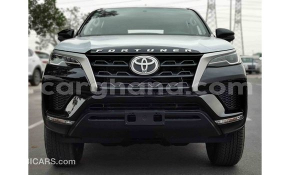 Buy Import Toyota Fortuner Black Car in Import - Dubai in Ashanti Buy Import Toyota Fortuner Black Car in Import - Dubai in Ashanti