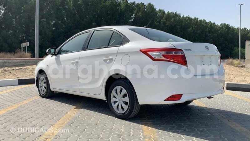 Big with watermark toyota yaris ashanti import dubai 20151