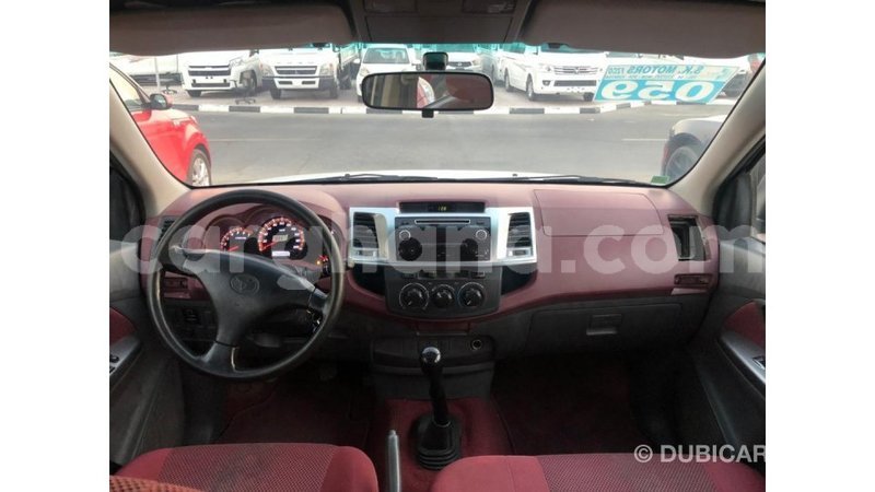 Big with watermark toyota hilux ashanti import dubai 20159